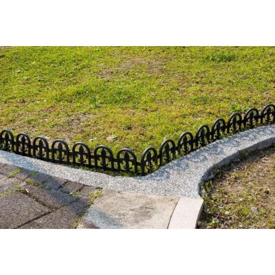 Black Plastic Fleur-De-Lis Garden Lawn Decorative Edging Border
