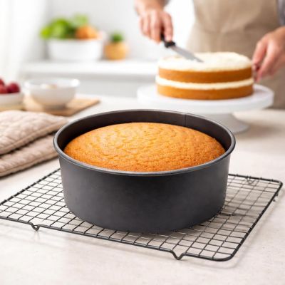 Non-Stick Round Cake Tin Set with Loose Base