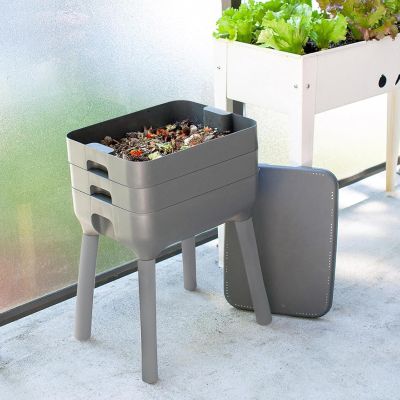 Worm Farm Compost Bin